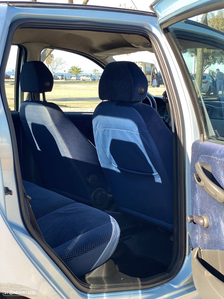 Fiat Punto 1.2 16V HLX - 14