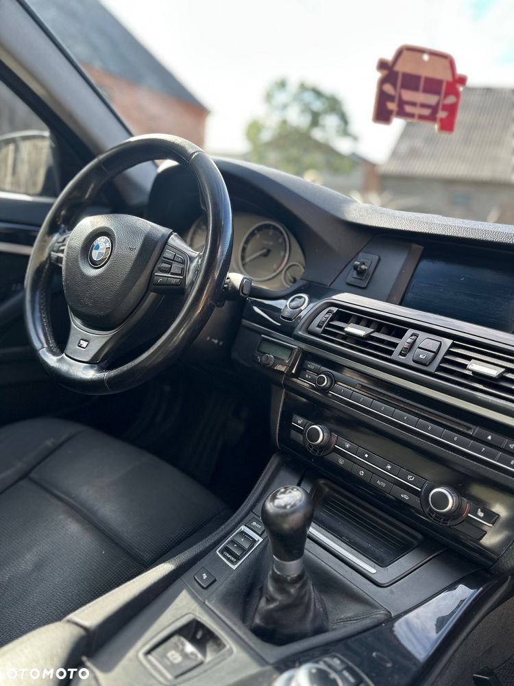 BMW Seria 5 520d - 8