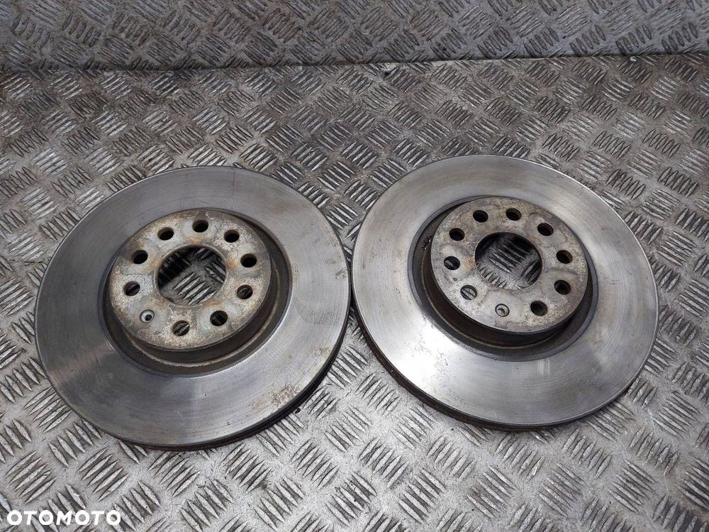 TARCZE HAMULCOWE PRZÓD + KLOCKI + ZACISKI VOLKSWAGEN PASSAT B8 LIFT - 4