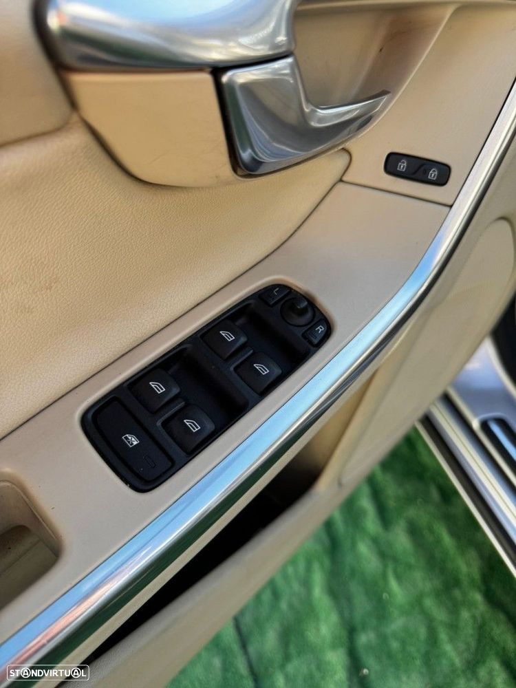 Volvo V60 1.6 D2 Drive Summum Start/Stop - 11