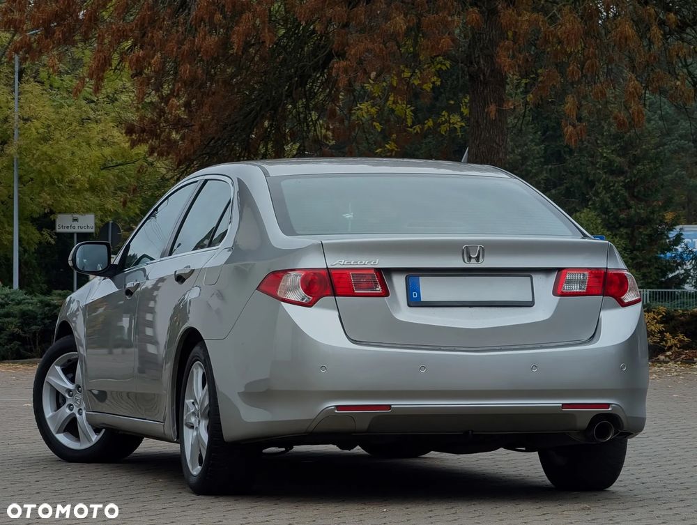 Honda Accord - 17