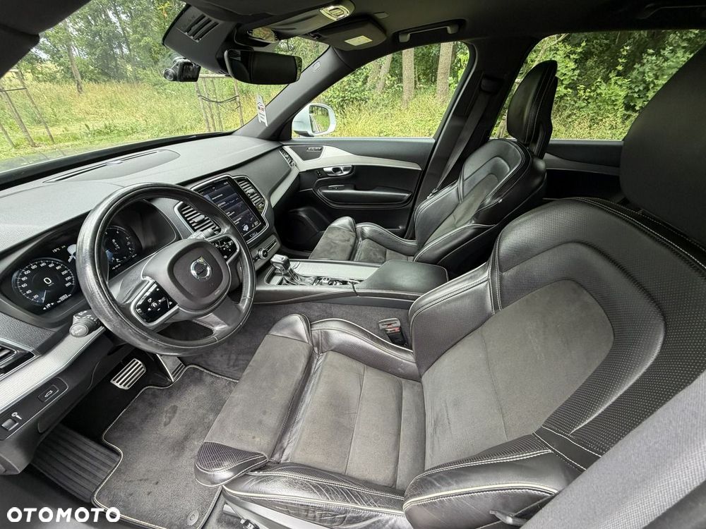 Volvo XC 90 - 20