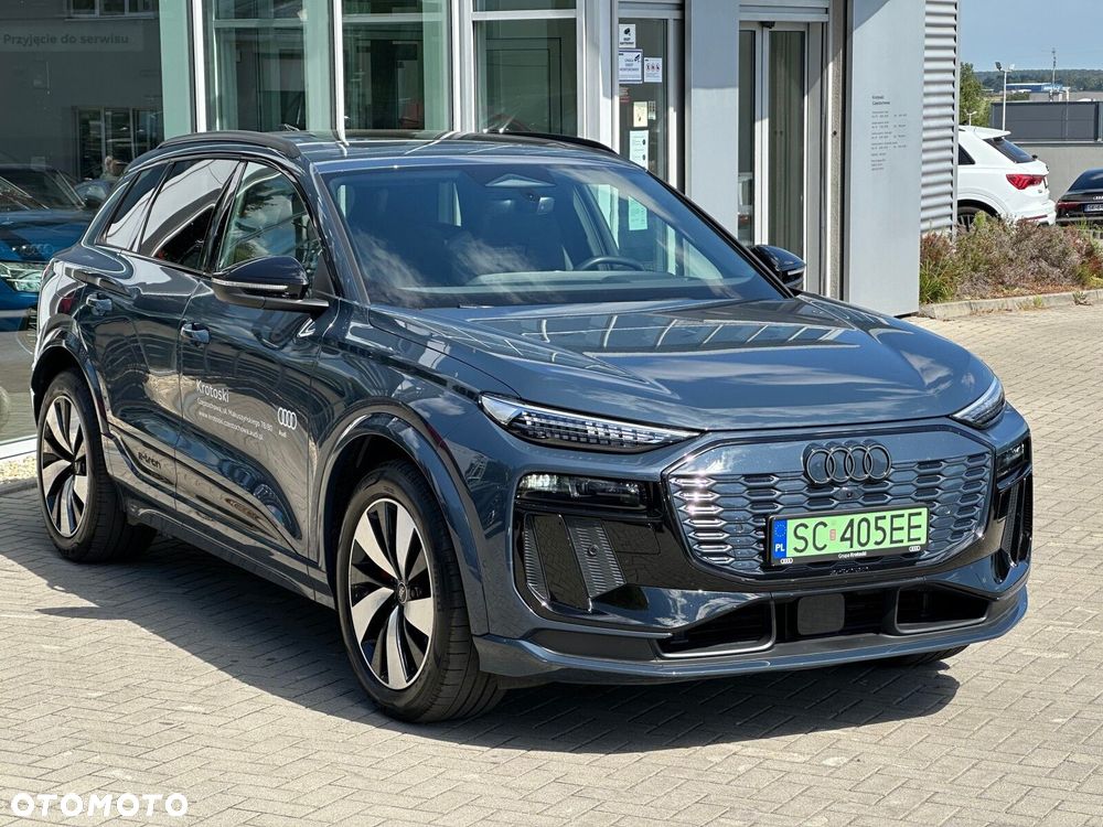 Audi Q6 e-tron - 4