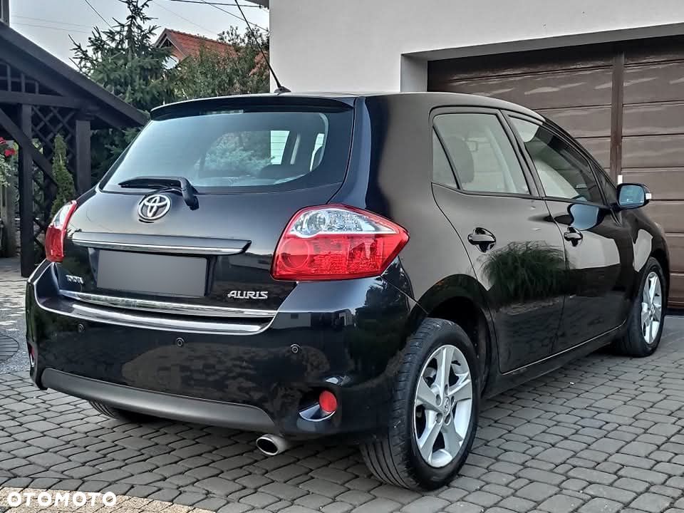 Toyota Auris 1.4 D-4D Premium EU5 - 21