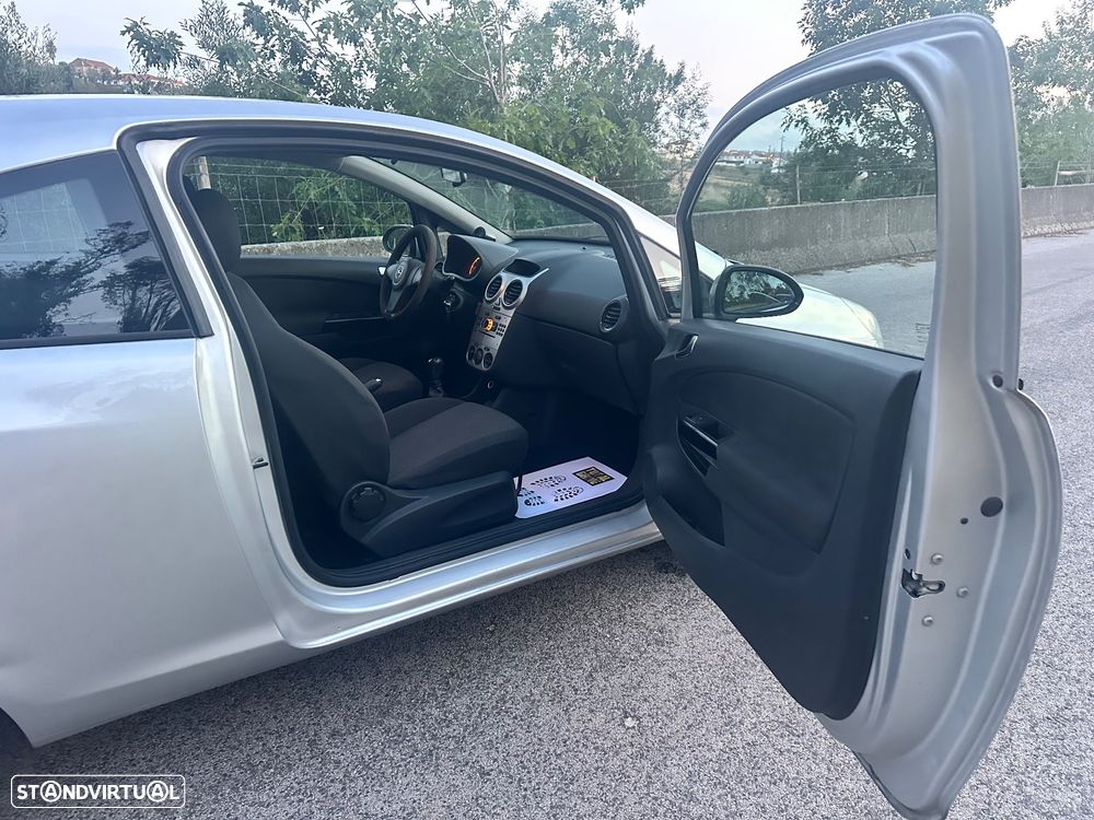 Opel Corsa 1.3CDTI VAN - 15