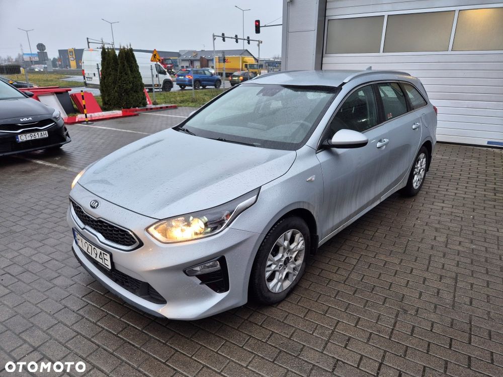 Kia Ceed 1.6 CRDi SCR M - 1