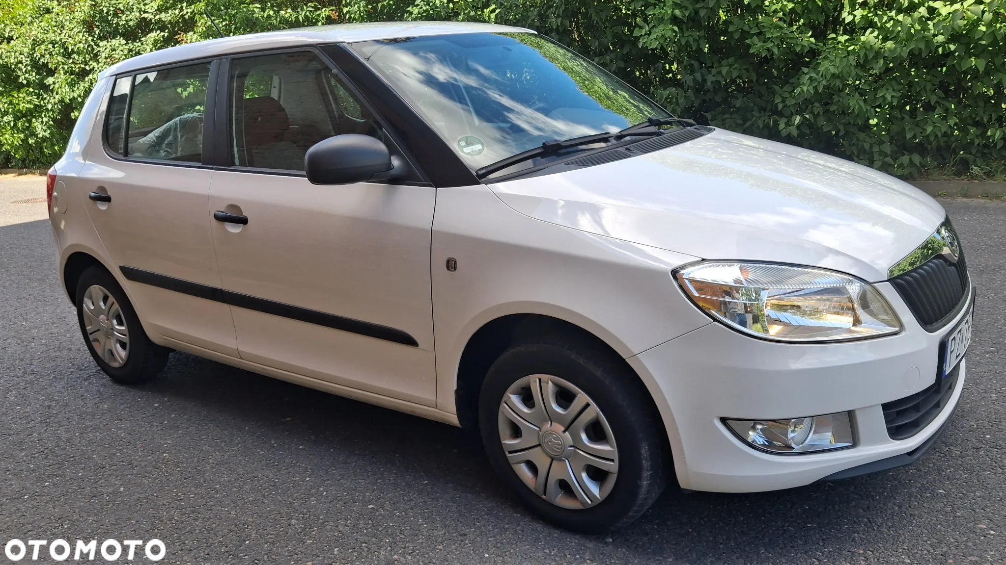 Skoda Fabia 1.2 HTP COOL EDITION - 2