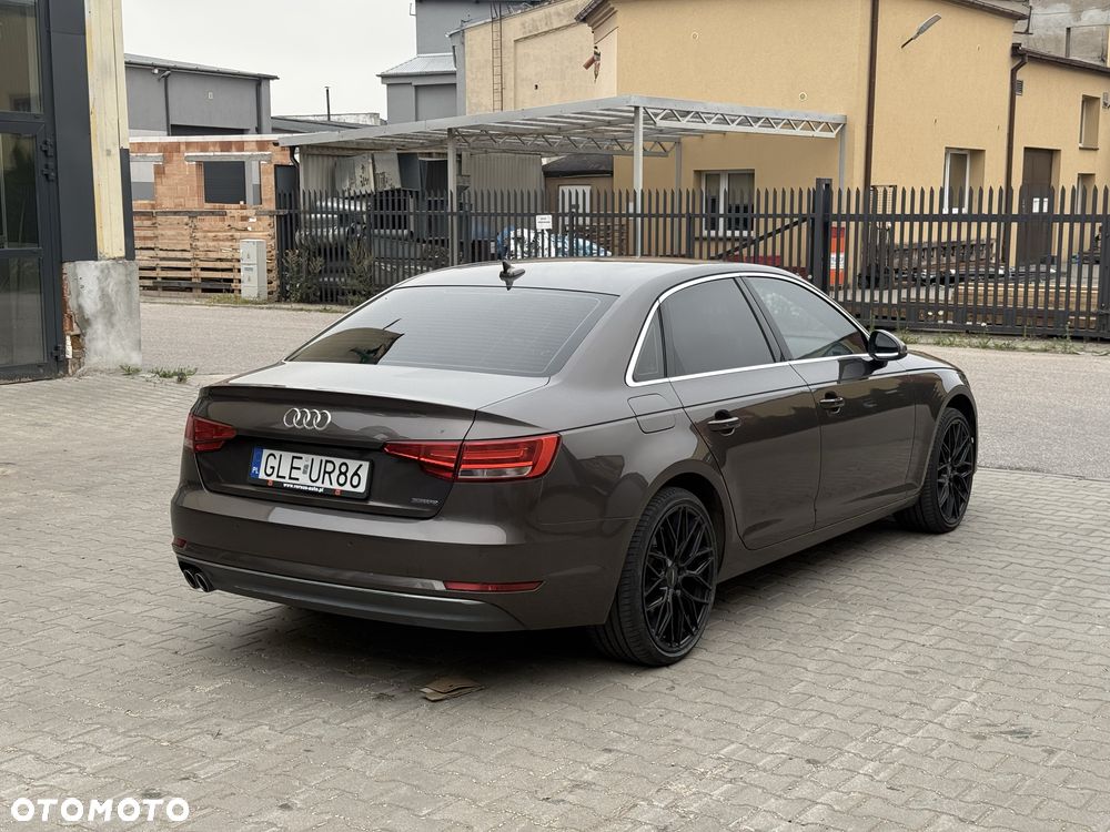 Audi A4 Limousine - 4