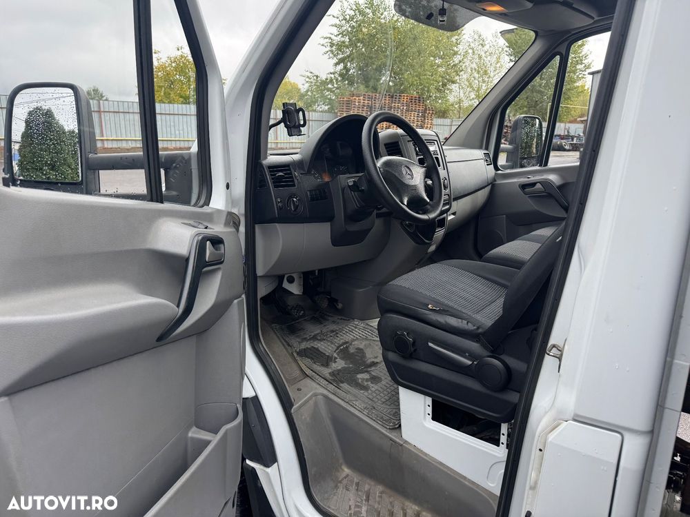 Mercedes-Benz Sprinter - 6