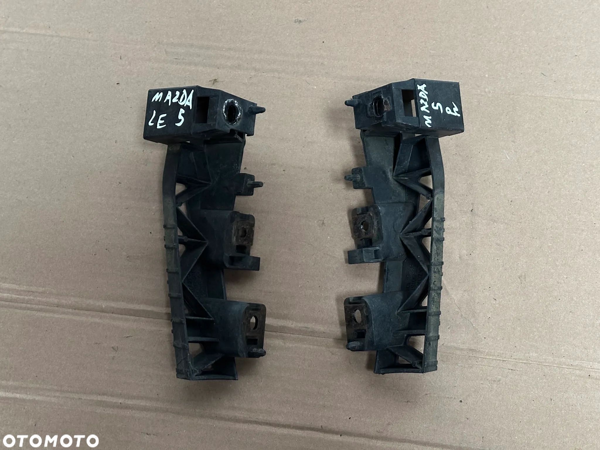 ŚLIZG MOCOWANIE LAMPY  PRAWE MAZDA 5 C23550161 C23550151 - 1
