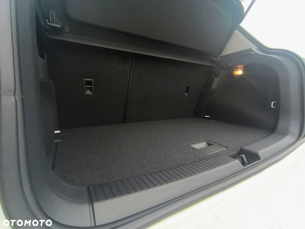 Volkswagen T-Cross 1.0 TSI Life Plus - 28