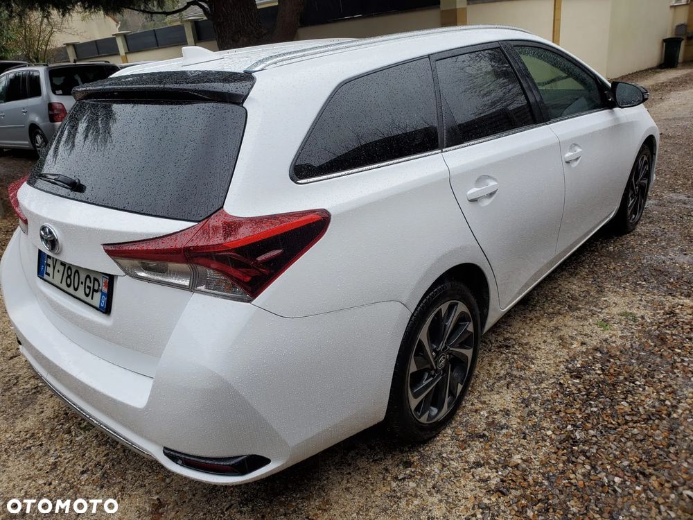 Toyota Auris 1.8 HSD Luna - 5