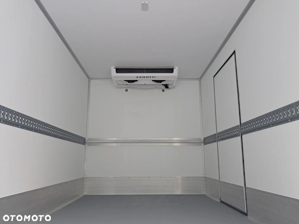Iveco Daily - 28