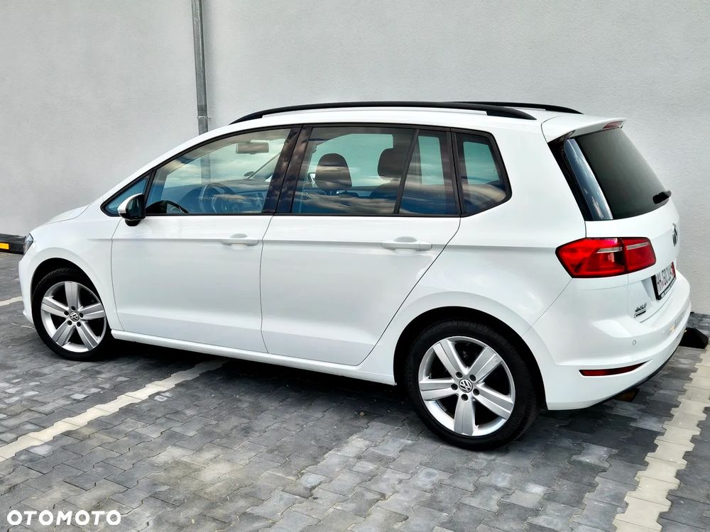 Volkswagen Golf 1.6 TDI BlueMotion Comfortline - 16
