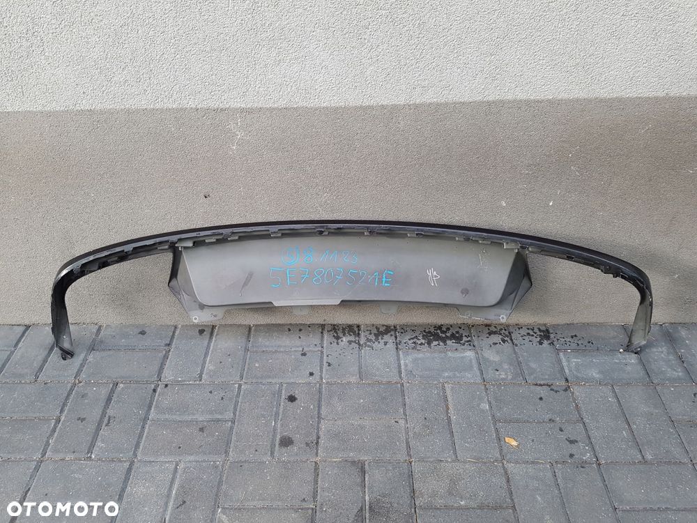 skoda octavia iv 4 rs spoiler zderzaka tył 5e7807521e - 2