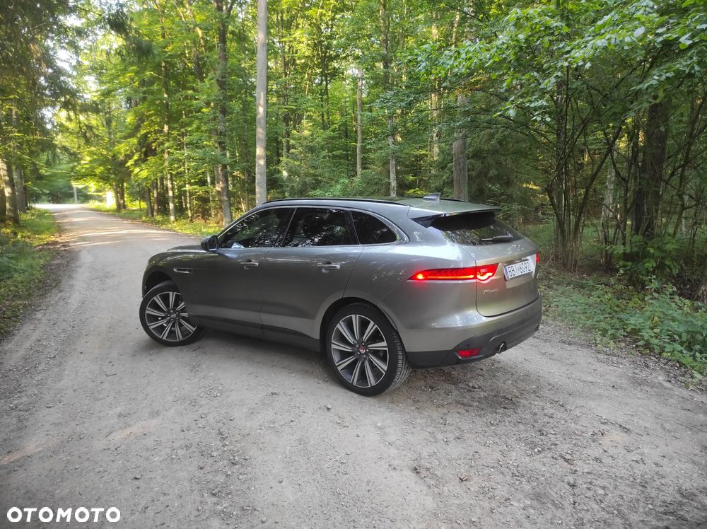 Jaguar F-Pace 30t AWD Prestige - 5