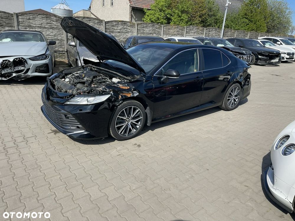 Toyota Camry 2.5 Hybrid Comfort CVT - 6