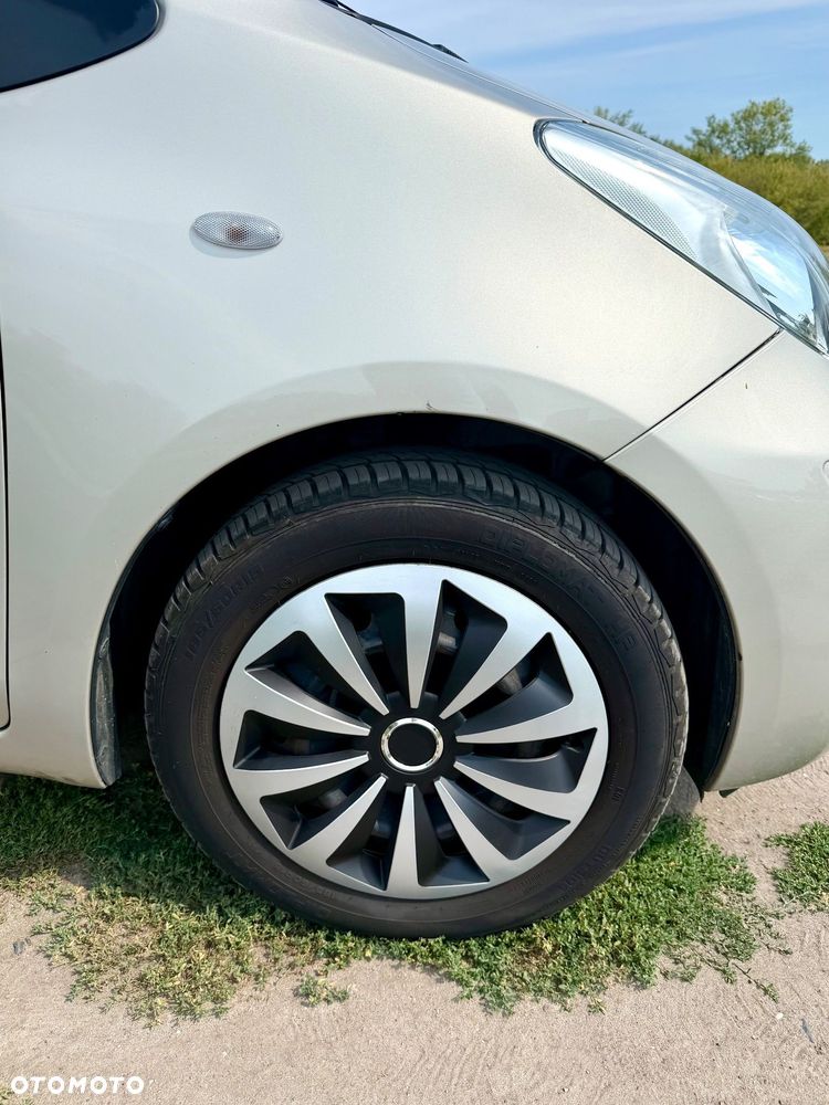 Toyota Yaris 2009 photo 4