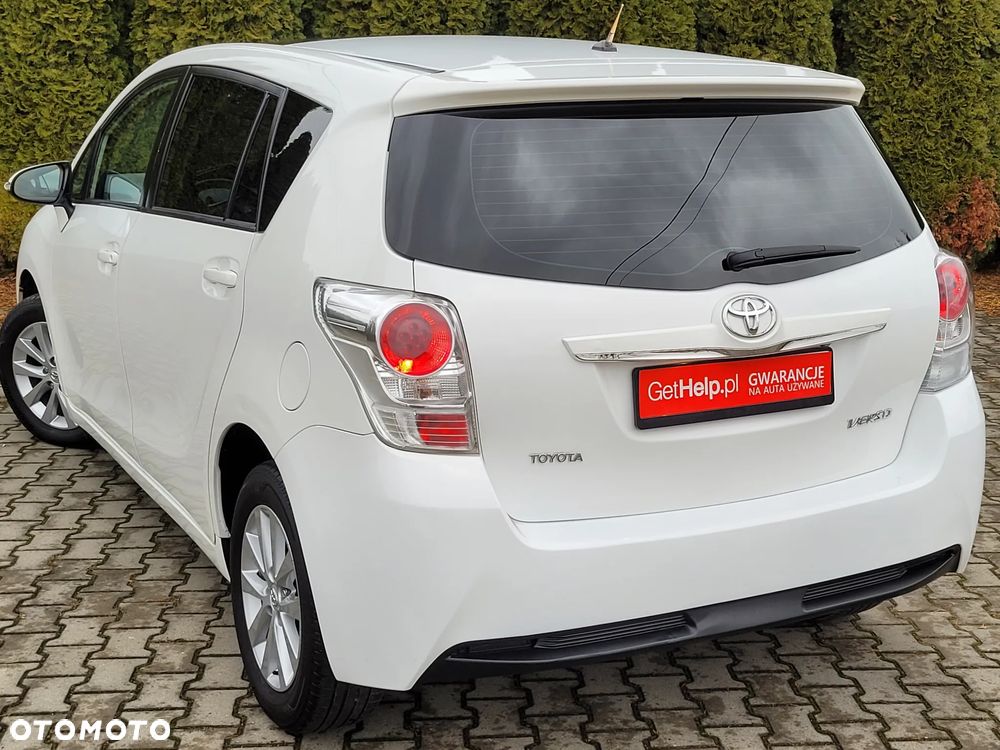 Toyota Verso 1.6 - 15