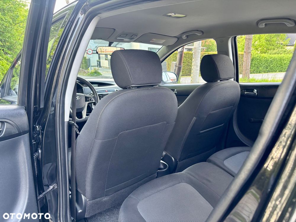 Hyundai i20 1.25 Wersja Jubileuszowa - 24