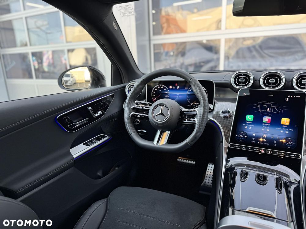 Mercedes-Benz GLC 300 e 4-Matic AMG Line - 14