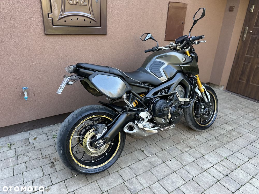 Yamaha MT - 19