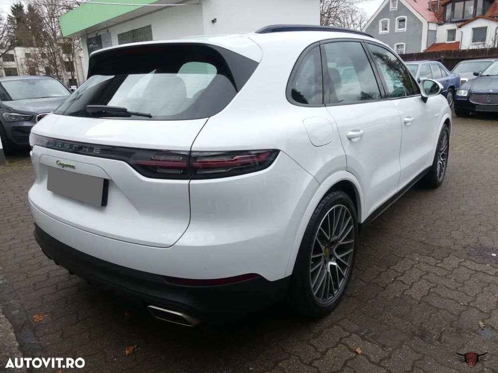 Porsche Cayenne E-Hybrid Tiptronic S - 6