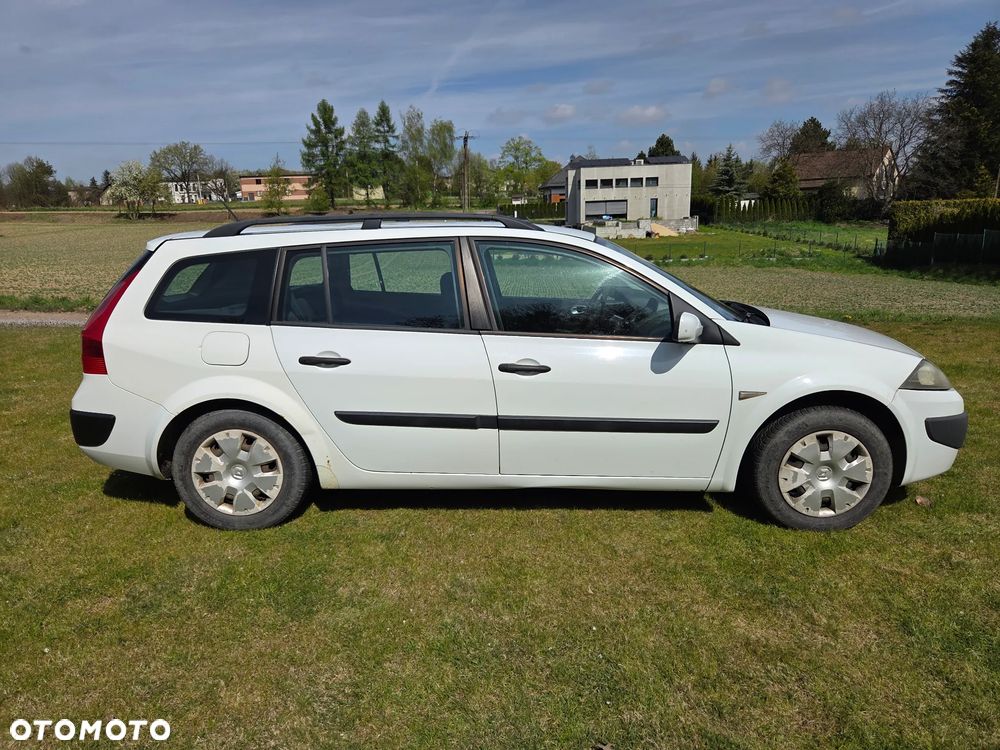 Renault Megane 1.6 16V Authentique - 4