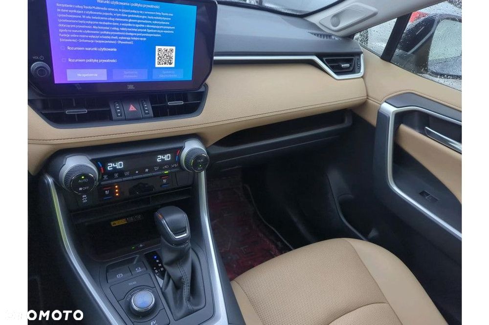 Toyota RAV4 - 6