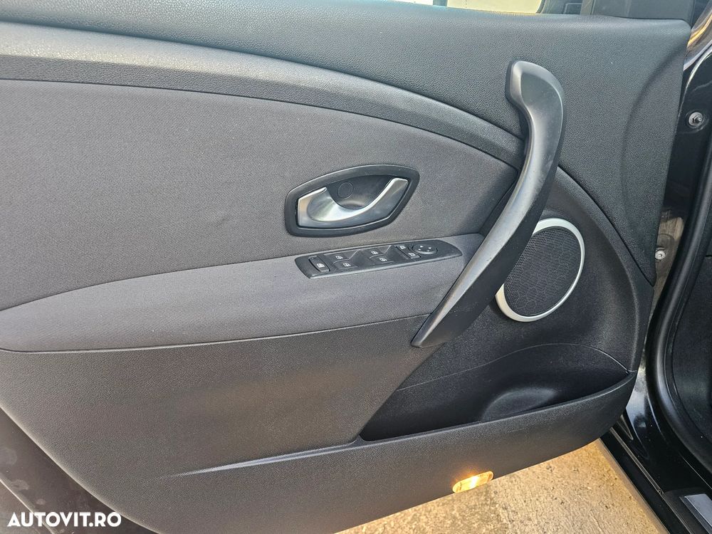 RENAULT Megane 2011 — imagine 15