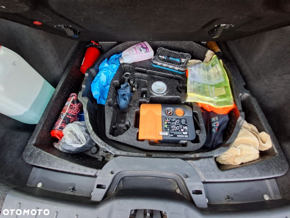 Volvo V50 D5 DPF Summum - 22