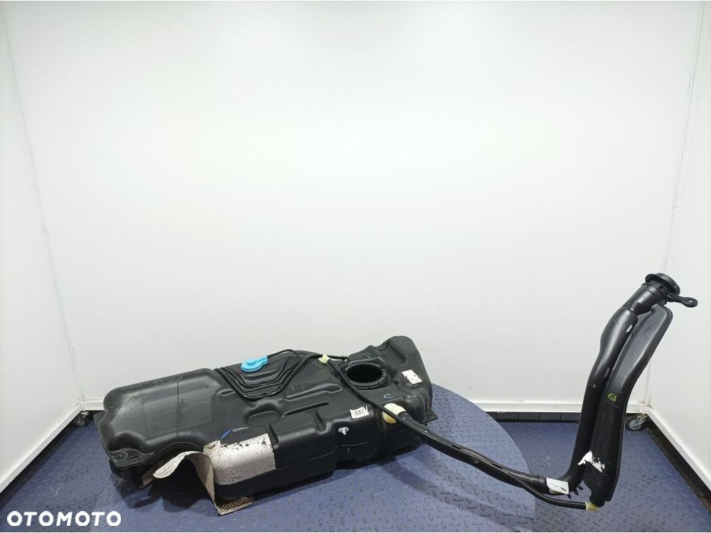 PEUGEOT 3008 I ZBIORNIK BAK WLEW PALIWA BENZYNA 9804543080 - 1