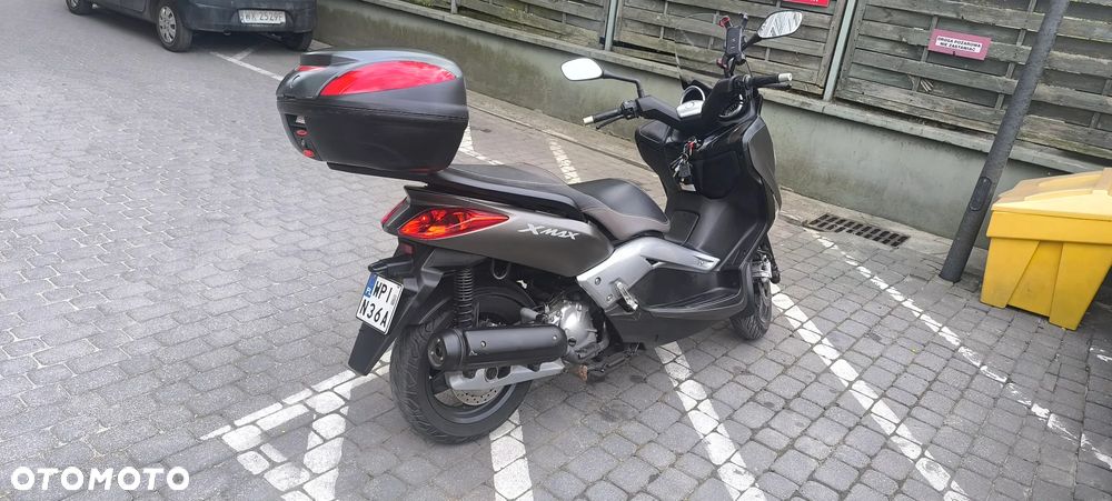 Yamaha X-max - 3