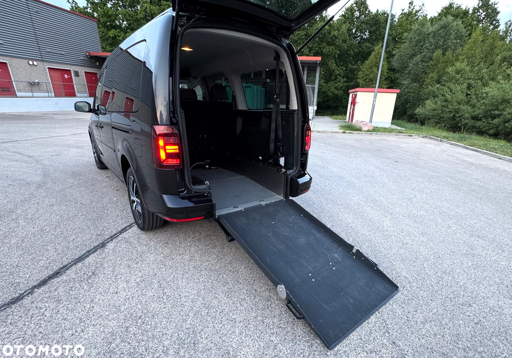 Volkswagen Caddy 2.0 TDI (7-Si.) DSG Maxi Highline - 7