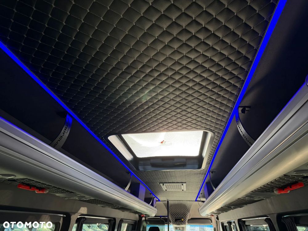 Mercedes-Benz Sprinter 519 - 33