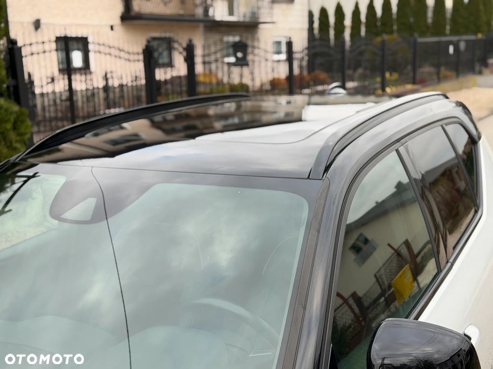 Volvo XC 40 T5 AWD R-Design - 37