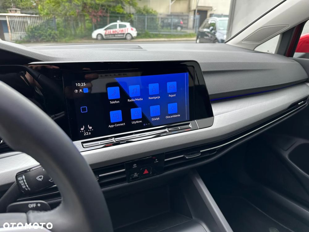 Volkswagen Golf - 11