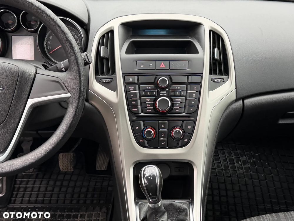 Opel Astra - 26