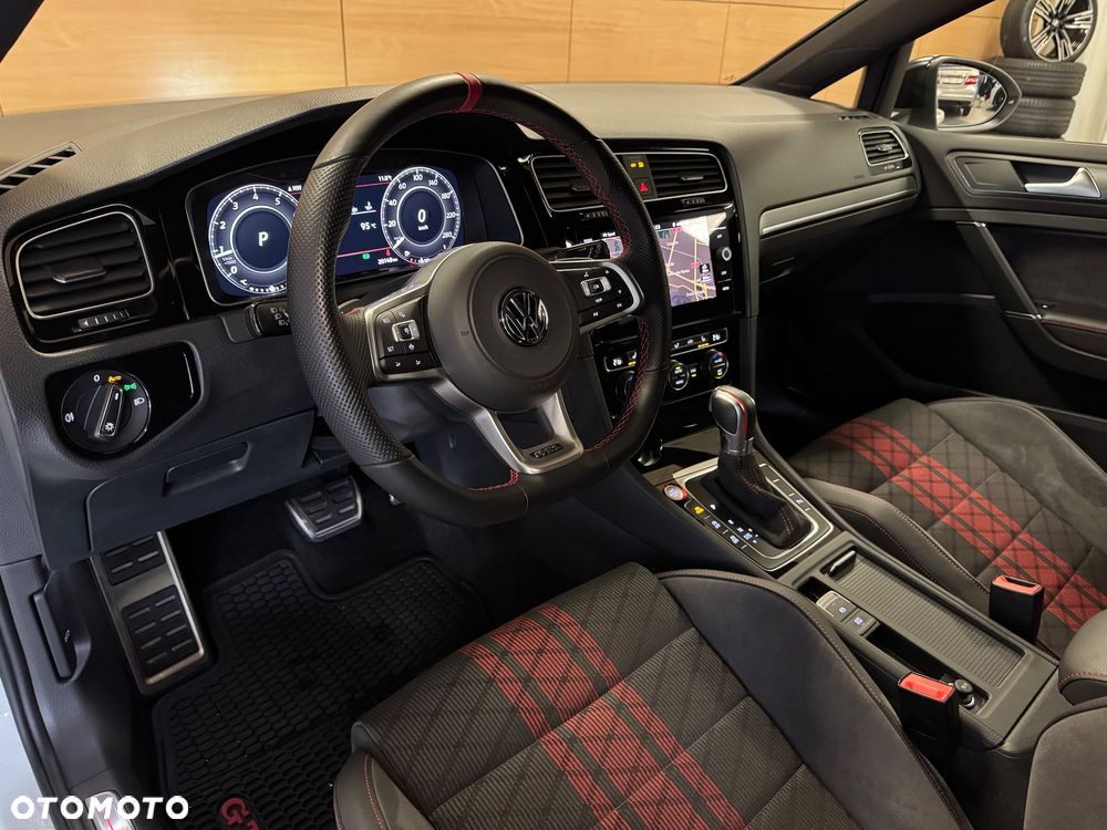 Volkswagen Golf VII 2.0 TSI GTI TCR DSG - 18