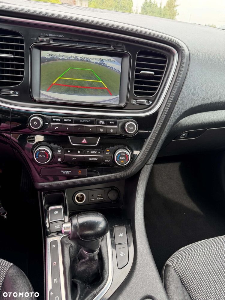 Kia Optima - 7