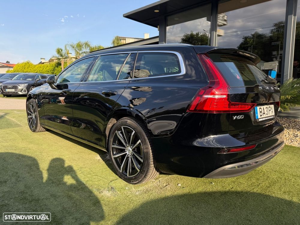 Volvo V60 2.0 T6 AWD TE Essential - 13