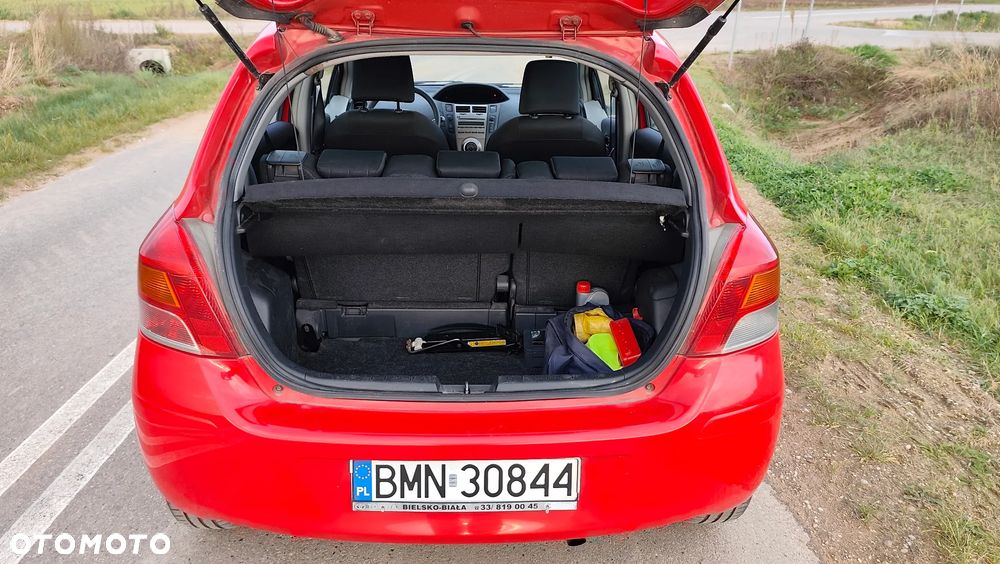 Toyota Yaris - 14