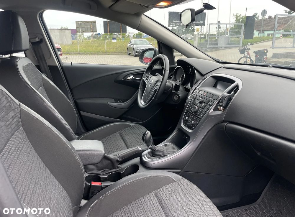 Opel Astra 1.4 T Enjoy EU6 - 10