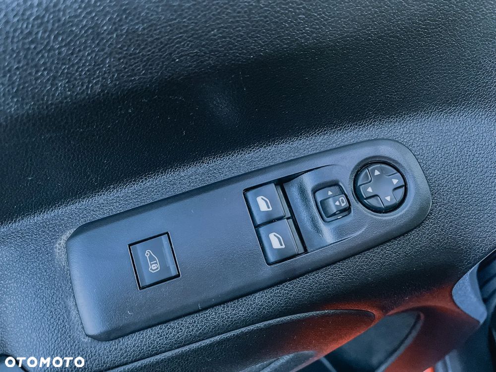 Peugeot Partner 4x4 Long Asphalt - 18