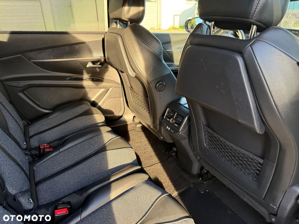 Peugeot 5008 1.5 BlueHDi Allure S&S - 22