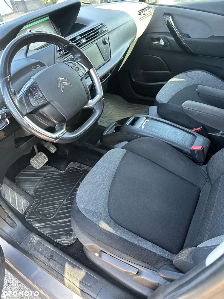Citroën C4 Grand Picasso - 17