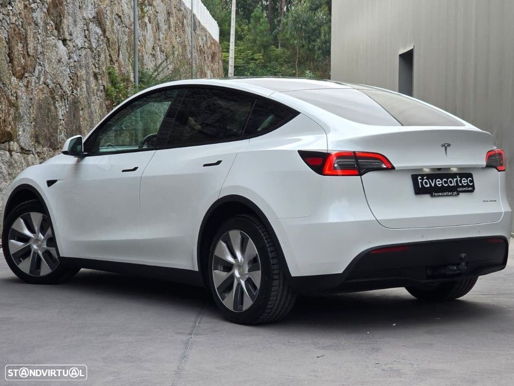 Tesla Model Y Long Range Tração Integral - 22