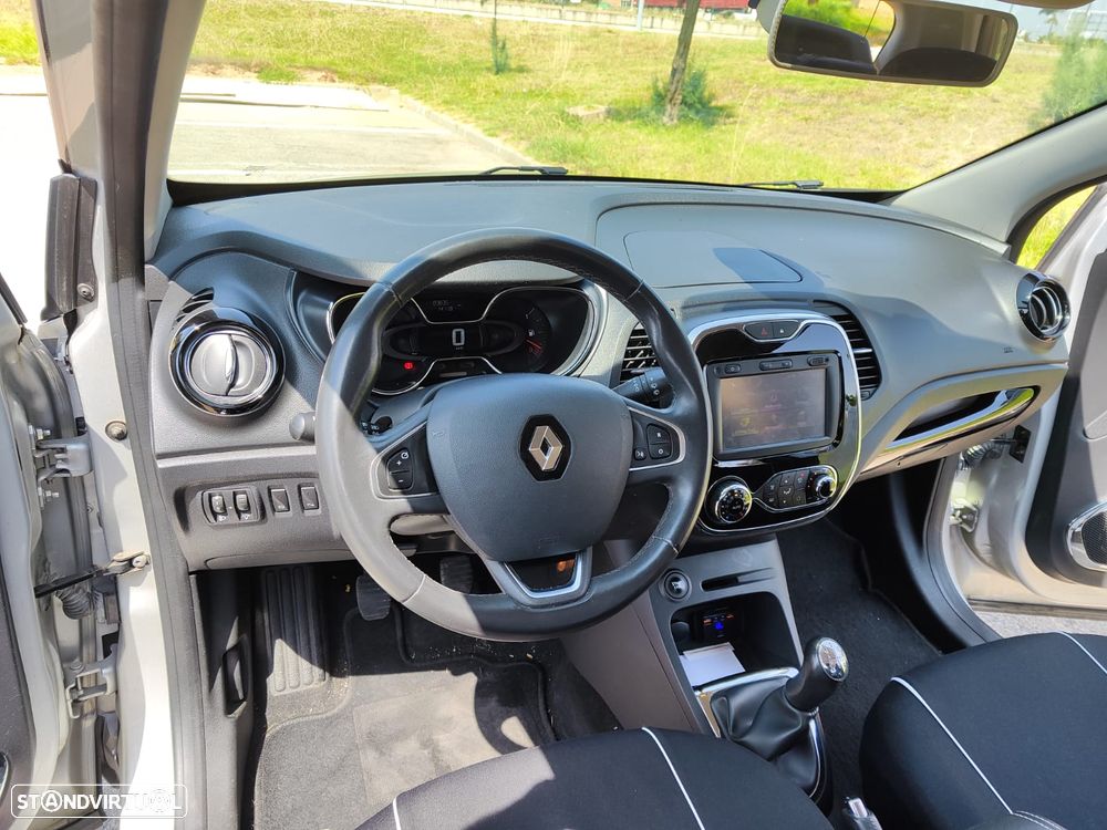 Renault Captur 1.5 dCi Exclusive - 2