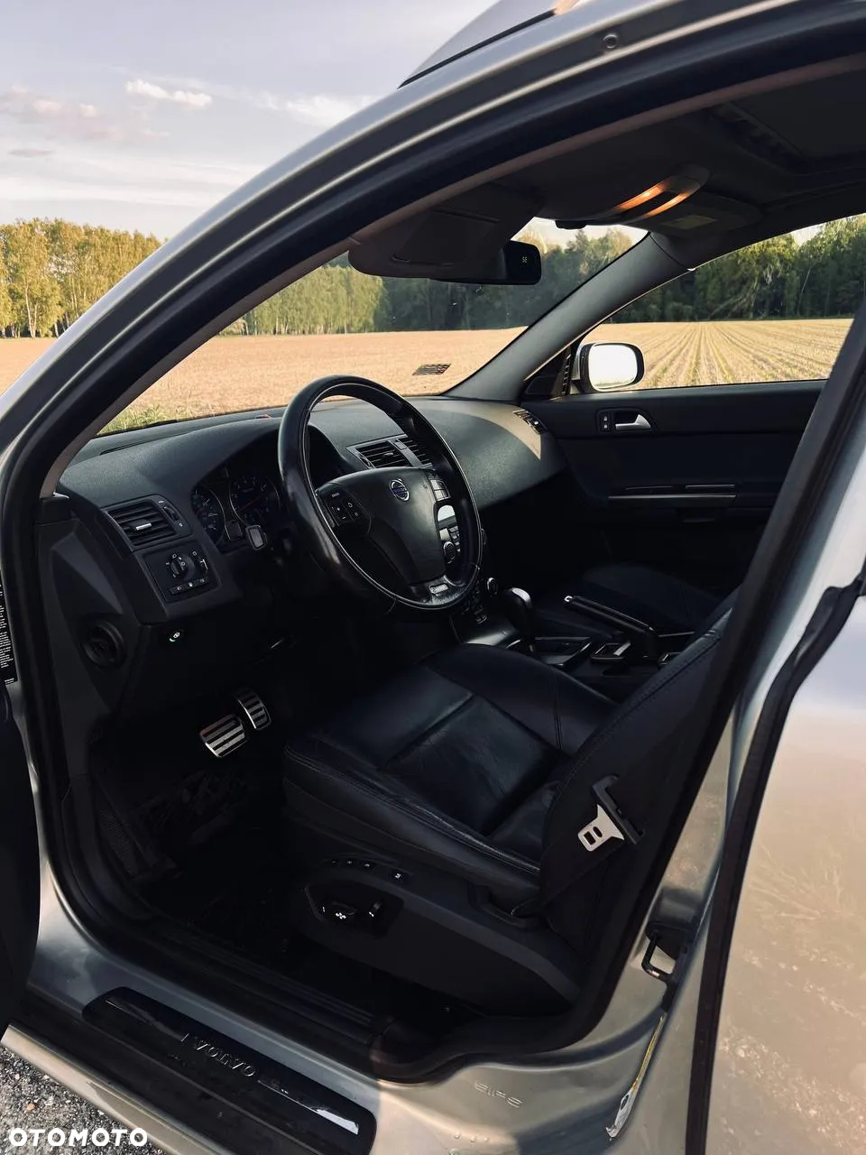 Volvo V50 T5 R-Design - 4