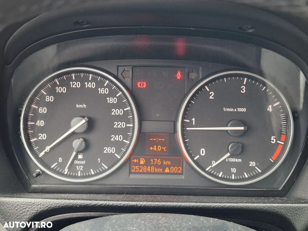 BMW Seria 3 320d DPF - 11